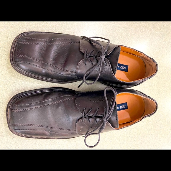 Sketchers laced black mens dress shoes - Picture 2 of 5